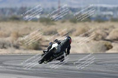 media/Dec-07-2025-CVMA (Sun) [[3e7d2de5dc]]/Race 5-Formula UL-CVMA Hooligans-American Thunder/